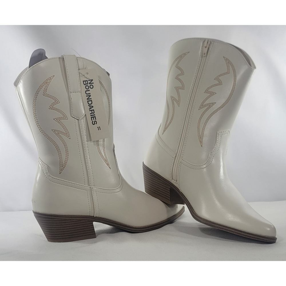 No‎ Boundaries Western Boots Women's Size 11 White Embroidered W/Side Zipper NIB